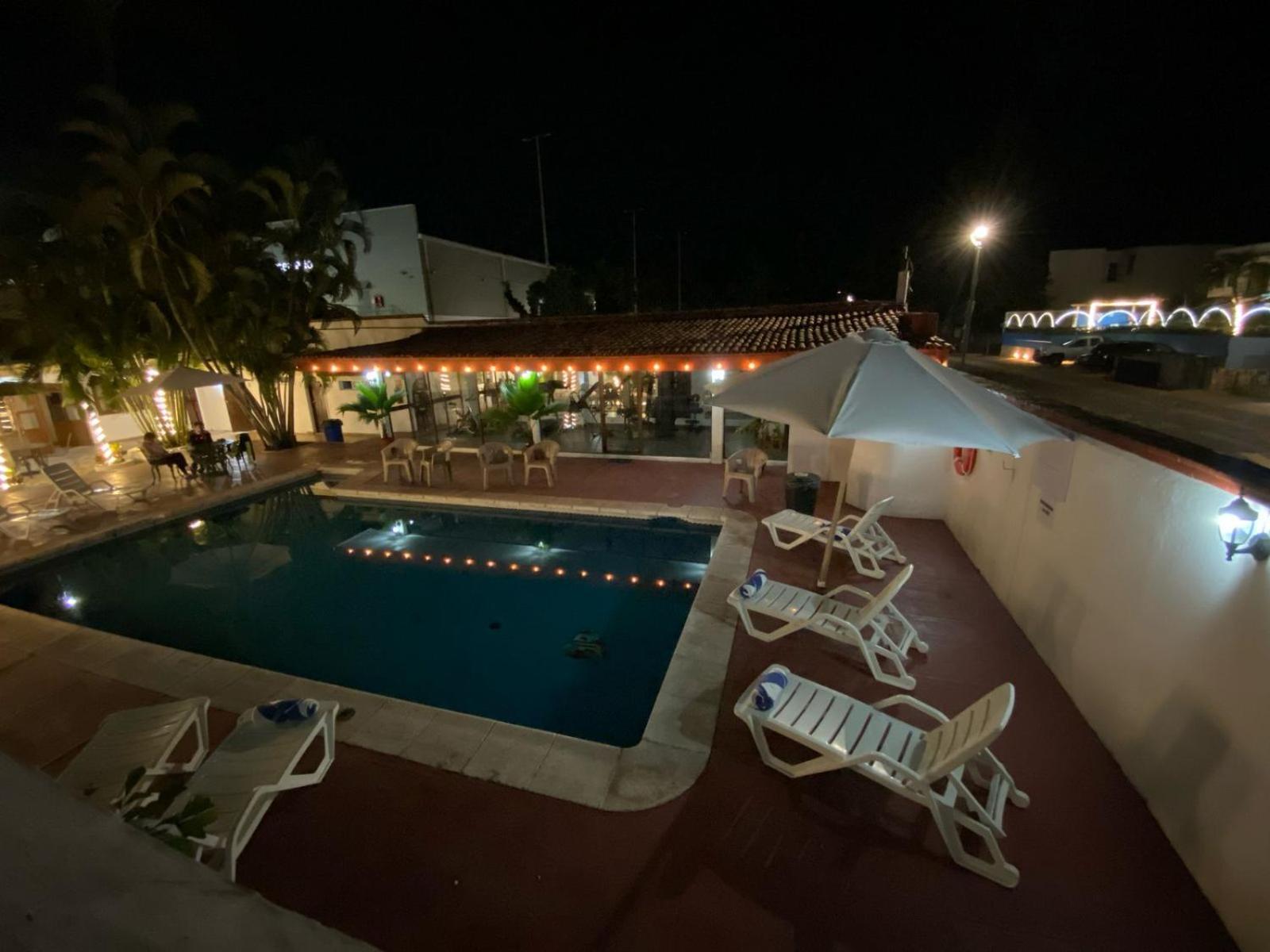 Hotel Boutique La Pergola Manzanillo Exterior photo