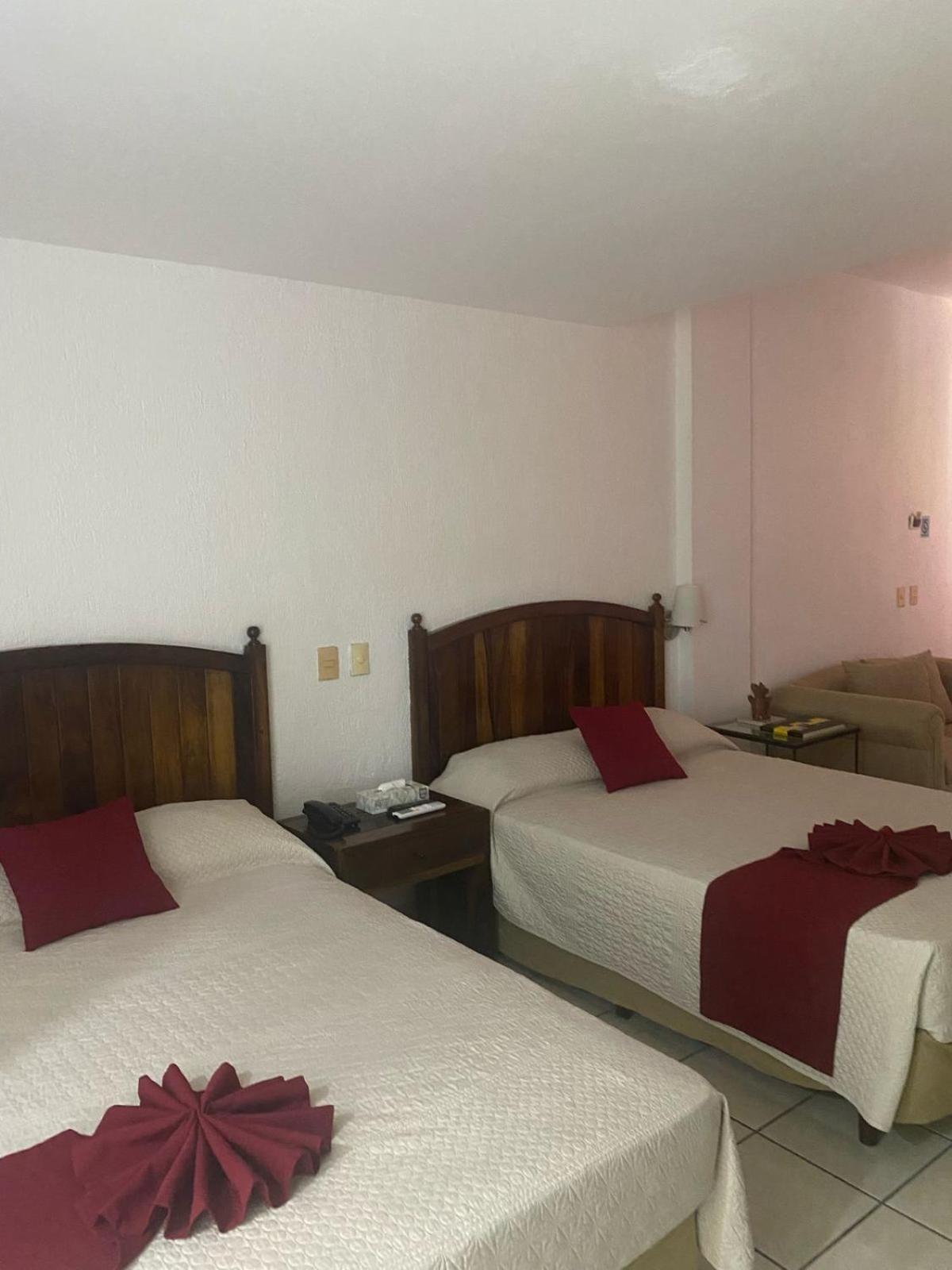 Hotel Boutique La Pergola Manzanillo Exterior photo
